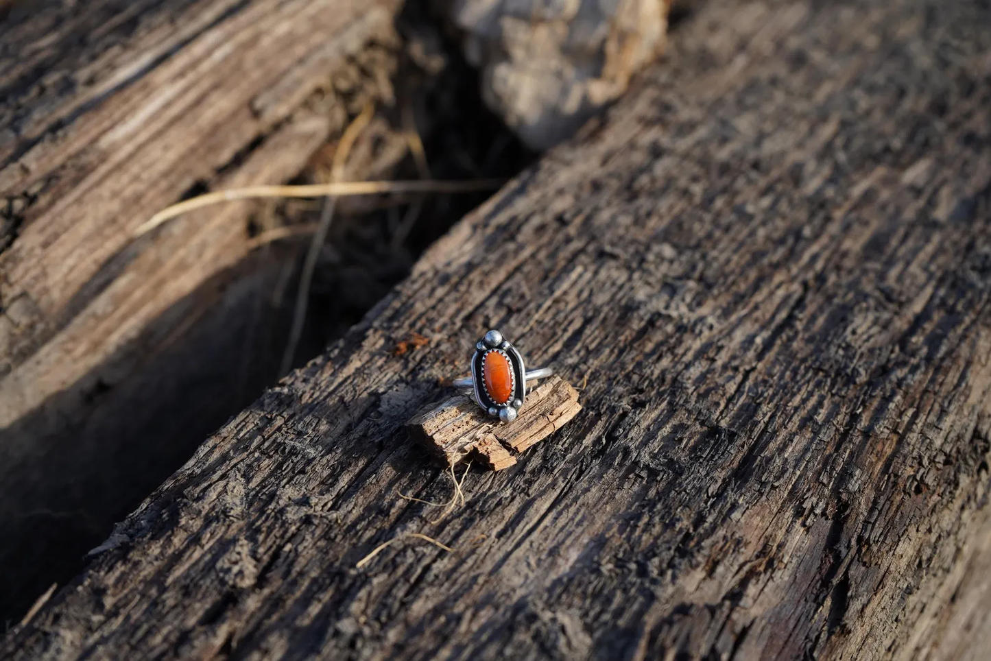 Orange Spiney Oyster Ring | Size 7.5